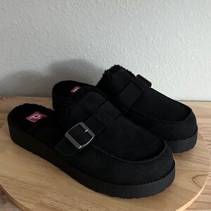 Pop Celica Womens Moc Closed Toe Clogs new